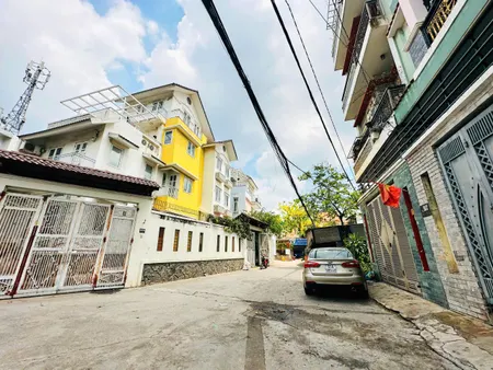 BÁN NHÀ 1 TRỆT 2 LẦU HẺM Ô TÔ  QUAY ĐẦU ĐƯỜNG SỐ 2 GẦN METRO BÌNH THÁI TRƯỜNG THỌ THỦ ĐỨC