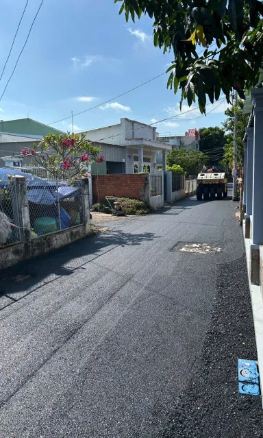 Bán hai nhà cấp 4 và miếng đất liền kề có 3 sổ riêng