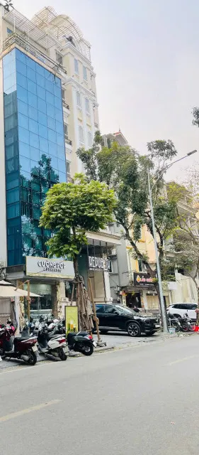 BÁN TÒA NHÀ LÔ GÓC HÀNG CÓT- HOÀN KIẾM, 110 M2, MT 11 M, GIÁ 138,8 TỶ.
