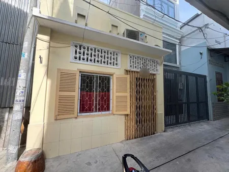 ** 6.5TỶ TL-Nhà DT 37.24m Ngang 3.8m,Chỉ 1 Căn Ra Mặt Tiền Trần Bình Trọng P1 Quận 5