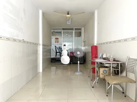 BÁN NHÀ MẶT TIỀN QUẬN 6 KHU ẨM THỰC - VỊ TRÍ ĐẮC ĐỊA NGAY CHỢ CÂY GÕ 9 tỷ