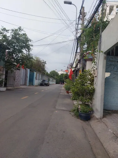 Nhà rẻ nhất khu vực hẻm oto Nguyễn Duy Trinh,Bình Trưng Tây,Thủ Đức giá chỉ 6 tỷ Vui lòng liên hệ Tâm nhà đẹp 0849.131.413 để xem nhà và sở hữu ngay kẻo lở