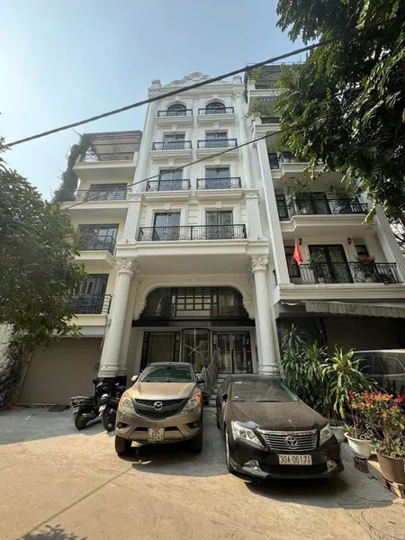 Bán toà văn phòng Q.Hai Bà Trưng