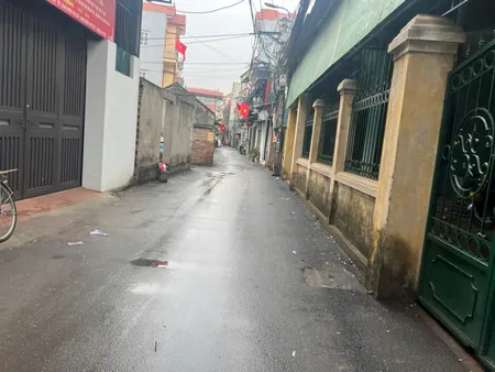 , Chính chủ bao đẹp  Khu đô thị Hương Mạc, Từ Sơn,  là nơi có vị trí cực chất với diện tích 78m2, giá chỉ 1,85 tỷ. Đường vào rộng 5m, dễ dàng cho ô tô vào