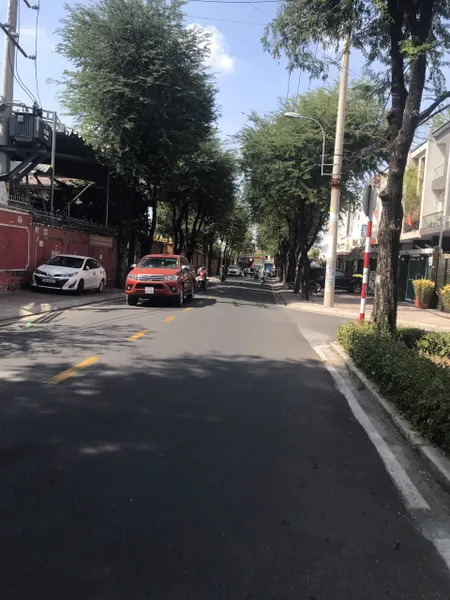 Bán nhà 1T2L góc 2 mặt tiền Đường Hữu Nghị, Phường Bình Thọ, Tp Thủ Đức.hợp đồng thuê 45tr/tháng