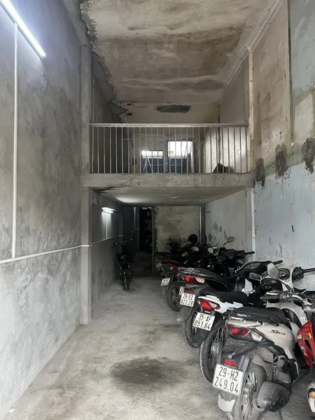 Cho thuê Mặt bằng KD ngõ ô tô Giải Phóng 70m2 x 1.5 tầng, 13 Triệu làm cà phê, đồng nát...