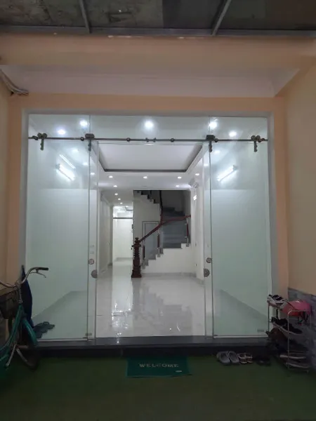 Siêu rẻ Mặt bằng tầng 1, 2 làm Văn phòng, KD online Cù Chính Lan, 70m2 x 2 tầng, 13 Triệu