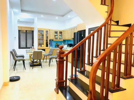 Bán nhà Định Công Thượng,  Hoàng Mai. 41m2 x 5 Tầng. MT 4m. NHÀ ĐẸP. GẦN PHỐ. Hơn 8 Tỷ.