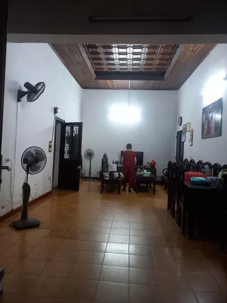 Mặt phố Nguyễn Viết Xuân 93m2 mặt tiền 10,5m, 1 mặt phố 1 mặt ngõ ô tô tránh. giá 33,8 tỷ