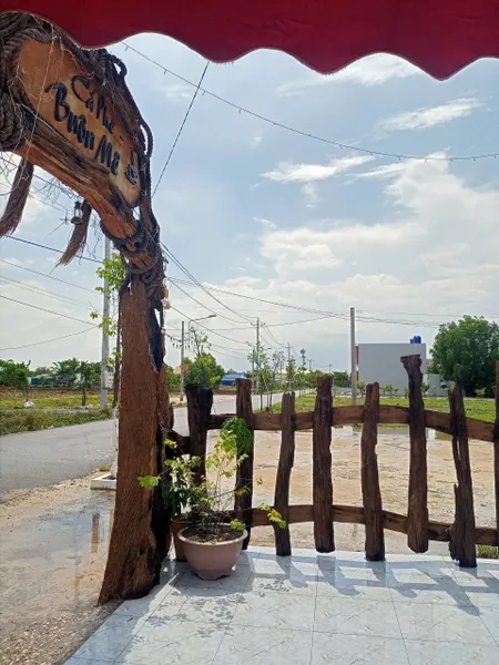 LÔ ĐẤT ĐẸP NHƯ HOA HẬU - VỊ TRÍ ĐẮC ĐỊA NGAY SAU UỶ BAN HÀNH CHÍNH CẦN ĐƯỚC