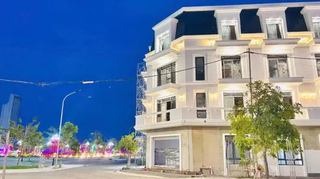 Với 1 tỷ hơn sở hữu ngay tuyệt phẩm Nhà Phố Biển Bình Sơn Khánh Hòa