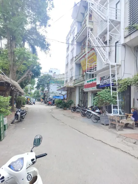 Bán nhà tam trinh 4 tầng long lanh móng 7 tầng phân lô x2a ô tô dừng đỗ kd hoàng mai