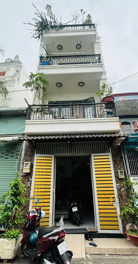 Bán Nhà HXH Tránh Bình Long – 72m² – 3 Tầng – 6PN Full Nội Thất – Giá 8.6 Tỷ TL