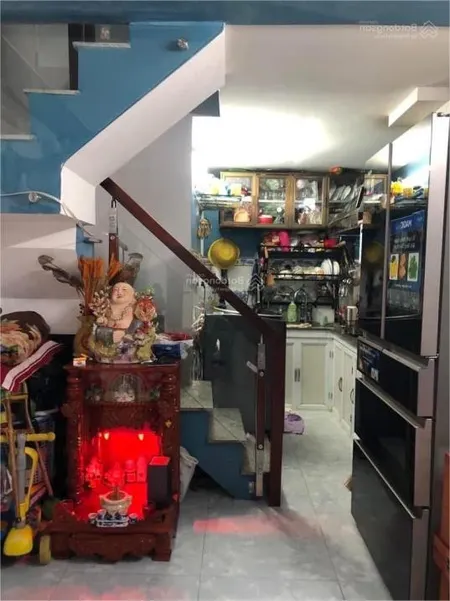 🏡 Bán gấp nhà Ngô Gia Tự, Q.10, giá rẻ 6.x tỷ!