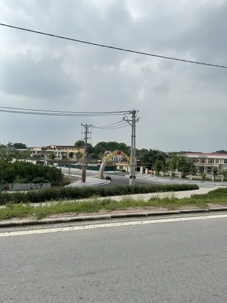 Lô Đất Đẹp - Giá Đầu Tư 
52m2 - Du Nội - Mai Lâm- Đông Anh -  4.65 Tỷ