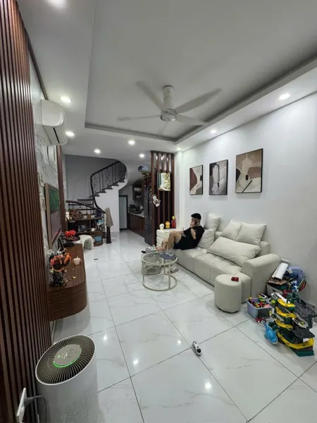 💥BÁN NHÀ PHỐ AN TRẠCH QUỐC TỬ GIÁM DÂN XÂY Dt 28 m 5tầng mt3.3m giá chỉ 8 tỷ