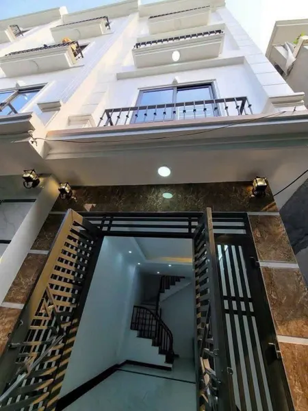 ❤️😍🏰 HÓT NHÀ GẦN BẾN XE YÊN NGHĨA. DIỆN TÍCH 34M2 XÂY 4 TẦNG. GIÁ 2,3xx TỶ 💁