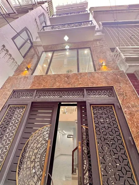 Bán gấp nhà riêng tại đường Lê Trọng Tấn, Q. Thanh Xuân 50m2, 6 tầng, MT 4m, Giá 16 tỷ 350 triệu, Ô TÔ ĐỖ CỬA