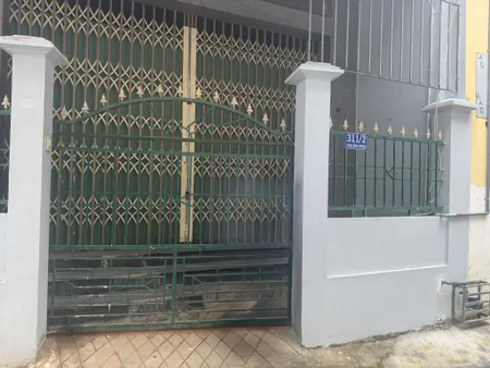 Cho Thuê Nhà Có Thể Kinh Doanh Ngay Mặt Tiền Phan Đình Phùng TP Quảng Ngãi