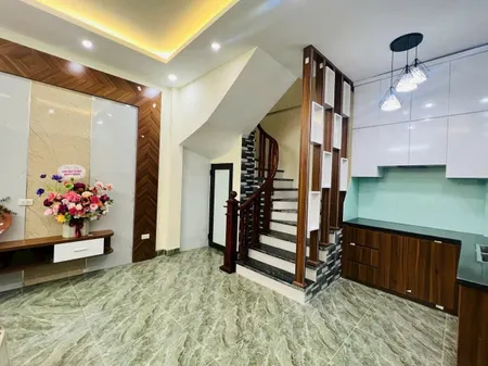 Cho thuê nhà ngõ 93 Phố Nam Dư, 38m2 x 5 tầng, 3 ngủ, 11.5 Triệu KD online ở gđ, nhóm