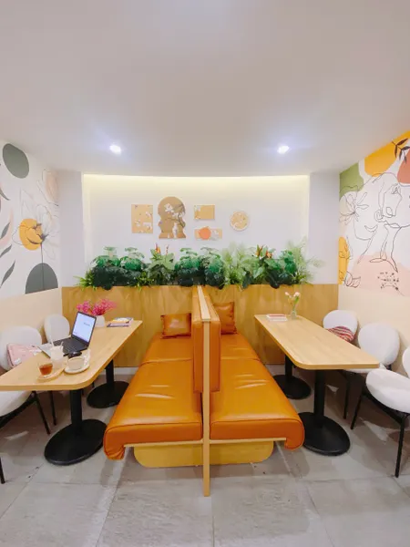 CHÍNH CHỦ CẦN SANG NHƯỢNG QUÁN CAFE - PHỐ ĐI BỘ TRỊNH CÔNG SƠN- TÂY HỒ - HÀ NỘI