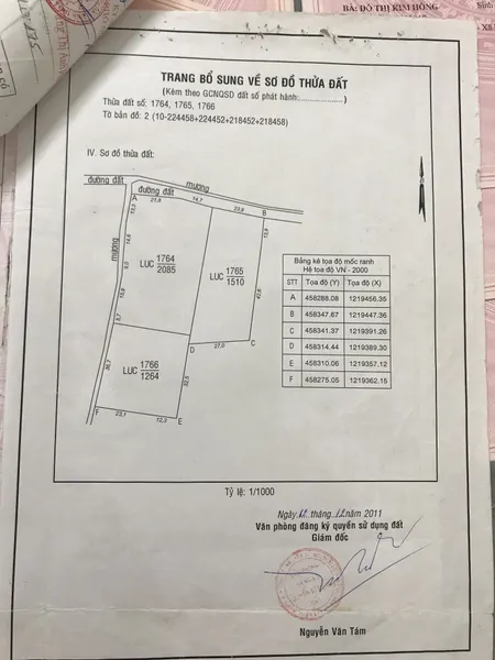 Cách đường pê tông 50m