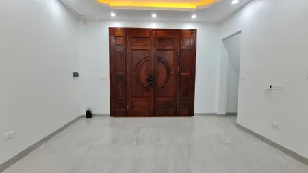 NHÀ MỚI KONG 5 TẦNG THANG MÁY  - SỔ HOA HẬU.+ Nhà mới đẹp chủ đâu tư xây dựng uy tín, nội thất đẳng cấp, khách vào ưng ngay.