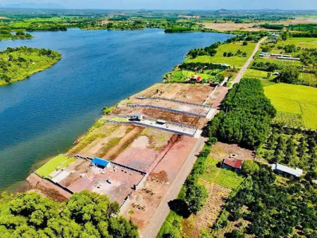 Còn 2 lô view trực diện hồ Suối Môn gần biển Hồ Tràm