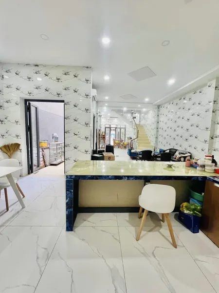 Bán nhà Mặt tiền  Lê Thiệt giao Văn Cao, gần chợ Tân Hương, 5/7x19m, 2 T - 3PN, 13.5 tỷ.
