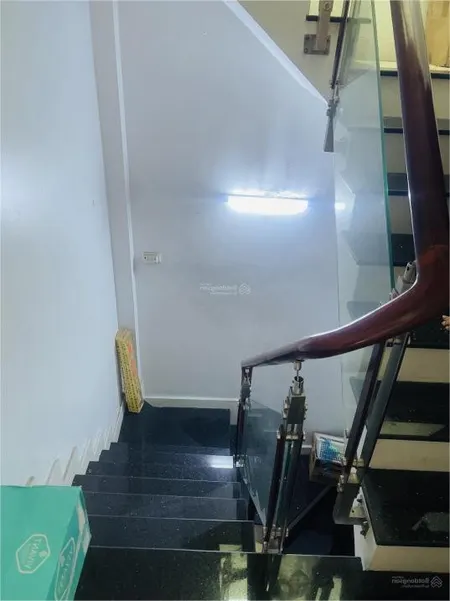 🏡 Bán gấp nhà Lê Hồng Phong, Q.10, giá rẻ 6.x tỷ!