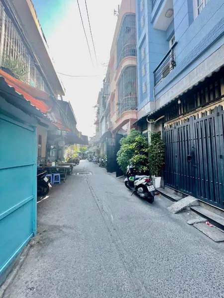MẶT TIỀN KINH DOANH Q4 
4 TẤM HƠN 2 TỶ