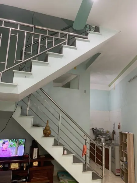 BÁN NHÀ TÂN LẬP-KHOẢNG 800M RA TRẠM TRÔI-QUỐC LỘ 32-8M RA Ô TÔ TRÁNH-NỞ HẬU-42M-4.1 TỶ