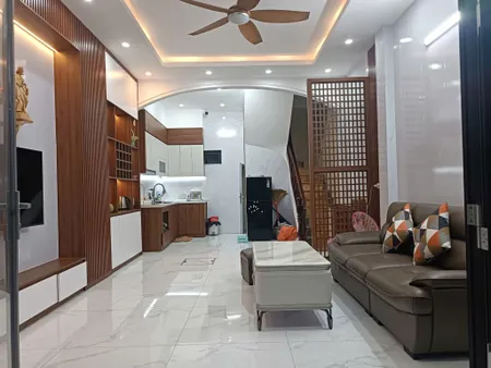 CHÚ HOÀNG GỬI BÁN GẤP NHÀ PHỐ PHƯƠNG CANH – NAM TỪ LIÊM 32m2, 5 NHỈNH 5 tỷ. Ô TÔ ĐỖ GẦN – NHÀ ĐẸP GIÁ RẺ
