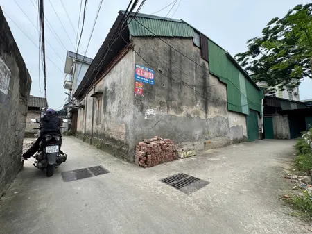 Phù Khê, Từ Sơn  đang chờ đón chủ nhân mới với diện tích 45m2
đất vuông như tờ A 4 chỉ 1.2 tỷ 
. Pháp lý đầy đủ, sổ đỏ sẵn sàng. Mặt tiền 4m, đường vào rộng 4m,