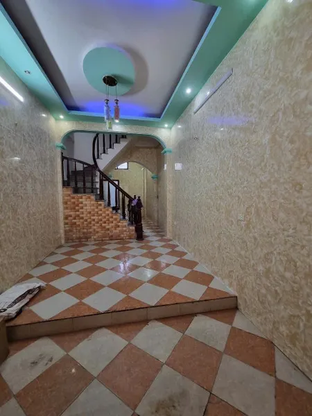 Cho thuê Phố Lĩnh Nam, 4 tầng x 40m2, 5 ngủ, 11 Triệu làm VP c.ty, ở gđ, nhóm