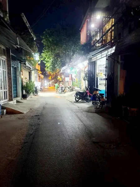 Bán nhà 4 Tầng hxh Lk 4-5 Quận Bình Tân