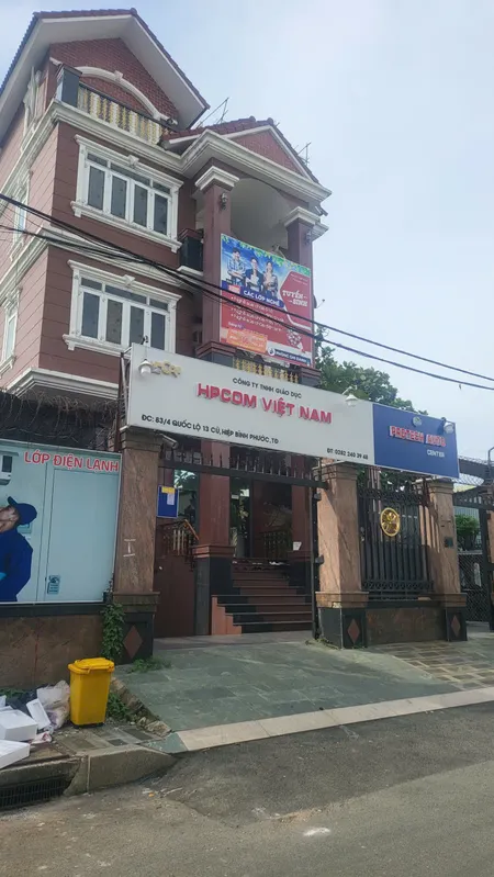 Biệt thự 3 lầu quốc lộ 13 cũ Tp Thủ Đức 21tỷ/266m2.