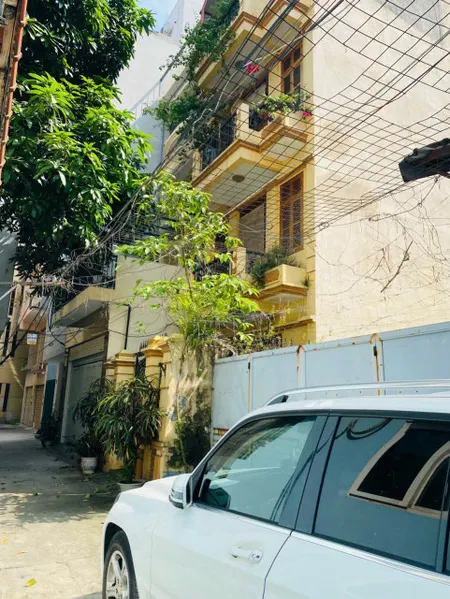 Bán đất Ngọc Lâm, Long Biên DT 80m x MT 4.77m giá chỉ 13.5 tỷ.