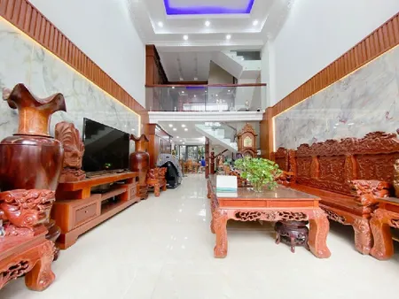 Bán nhà 4 tầng phạm văn bạch 5×22 110m²  Phường 15 Quận Tân Bình