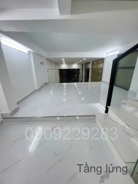 ► Cho thuê nhà mặt tiền - vị trí đẹp, trung tâm Quận 3