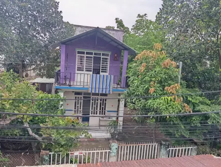 Đất giá rẽ, có sẵng nhà lầu gát lững.thiên nhiên hài hoà,cây cối mát mẽ..