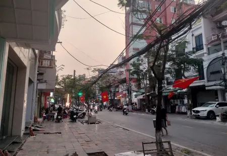 Bán Nhà Mặt Đường Hai Bà Trưng – Tặng Nhà 135m² – Vị Trí Đẹp – Vỉa Hè Rộng – Kinh Doanh Cực Tốt