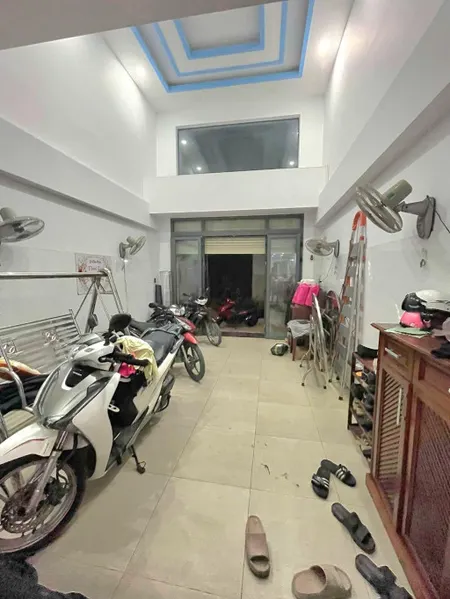Bán nhà 5 tầng 4.1×15m đường số 8 Phường Bình Hưng Hoà B Quận Bình Tân