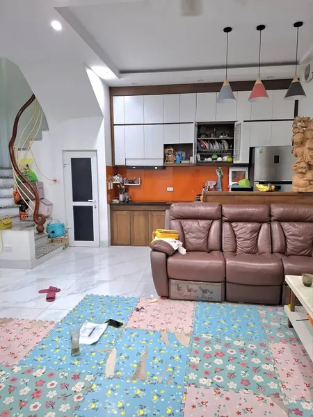 Bằng B 43m 4 tầng chỉ 6 tỷ, một không gian, vạn cảm xúc