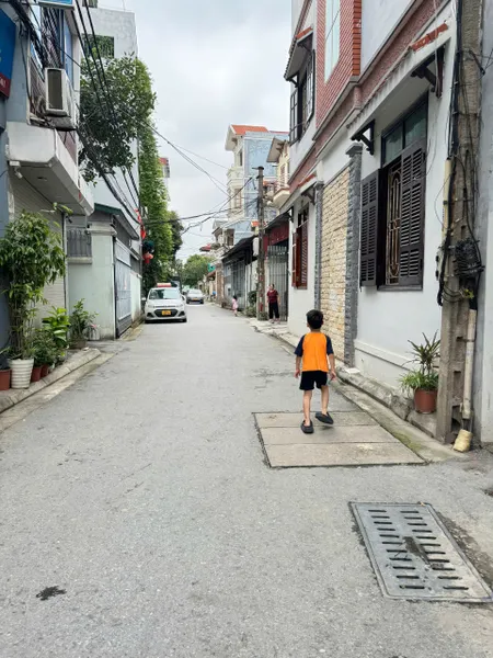 BÁN NHÀ 5 TẦNG MỚI CỨNG - PHỐ THẠCH BÀN, LONG BIÊN
💰 Giá: 6.5 tỷ . CHÍNH CHỦ
