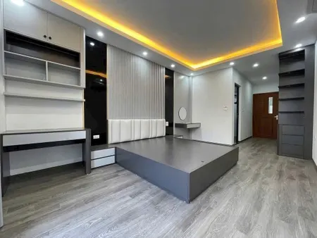 🏡 BÁN NHÀ NGỌC THỤY – 6 TẦNG THANG MÁY – Ô TÔ TRÁNH – Ở NGAY