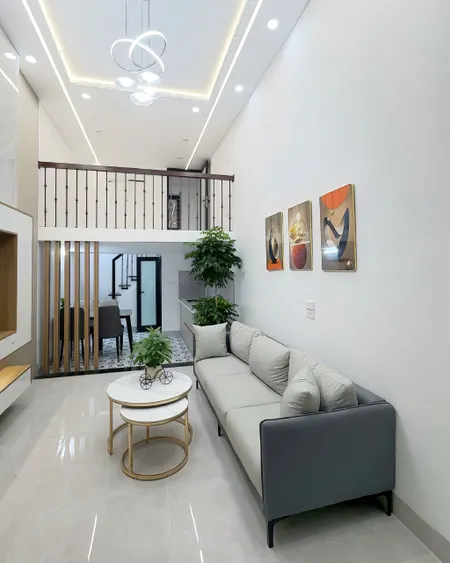 Nhà đẹp hai mặt ngõ Tôn Đức Thắng, 30m2, 6.1 tỷ, nhà xây tâm huyết, thiết kế hiện đại, khu vực trung tâm nhiều tiện tích.