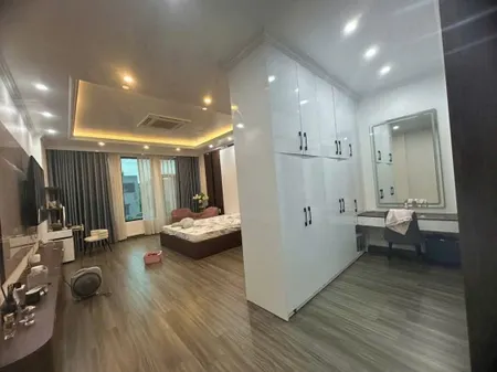NHÀ ĐẸP - GIÁ TỐT Chính Chủ Bán Căn Nhà Thiết Kế Đẹp Hiện Đại Phường Lộc Hạ, TP Nam Định.