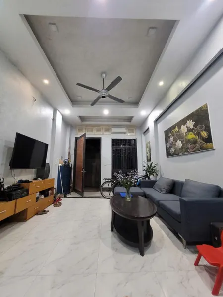 NHÀ ĐẸP TỰ XÂY-GIANG BIÊN-LONG BIÊN , FULL NỘI THẤT, NGÕ RỘNG THOÁNG,  Ô TÔ  – GIÁ 5.7 TỶ
