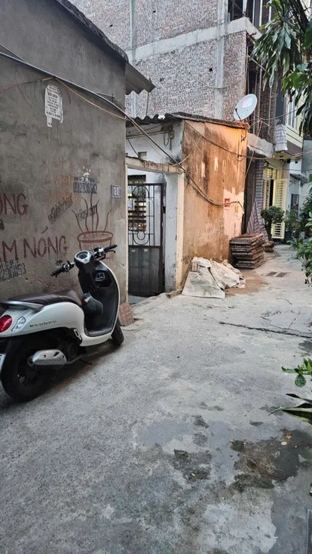 Bán đất lĩnh nam 70M gần phố hàng xóm chợ đêm hoàng mai